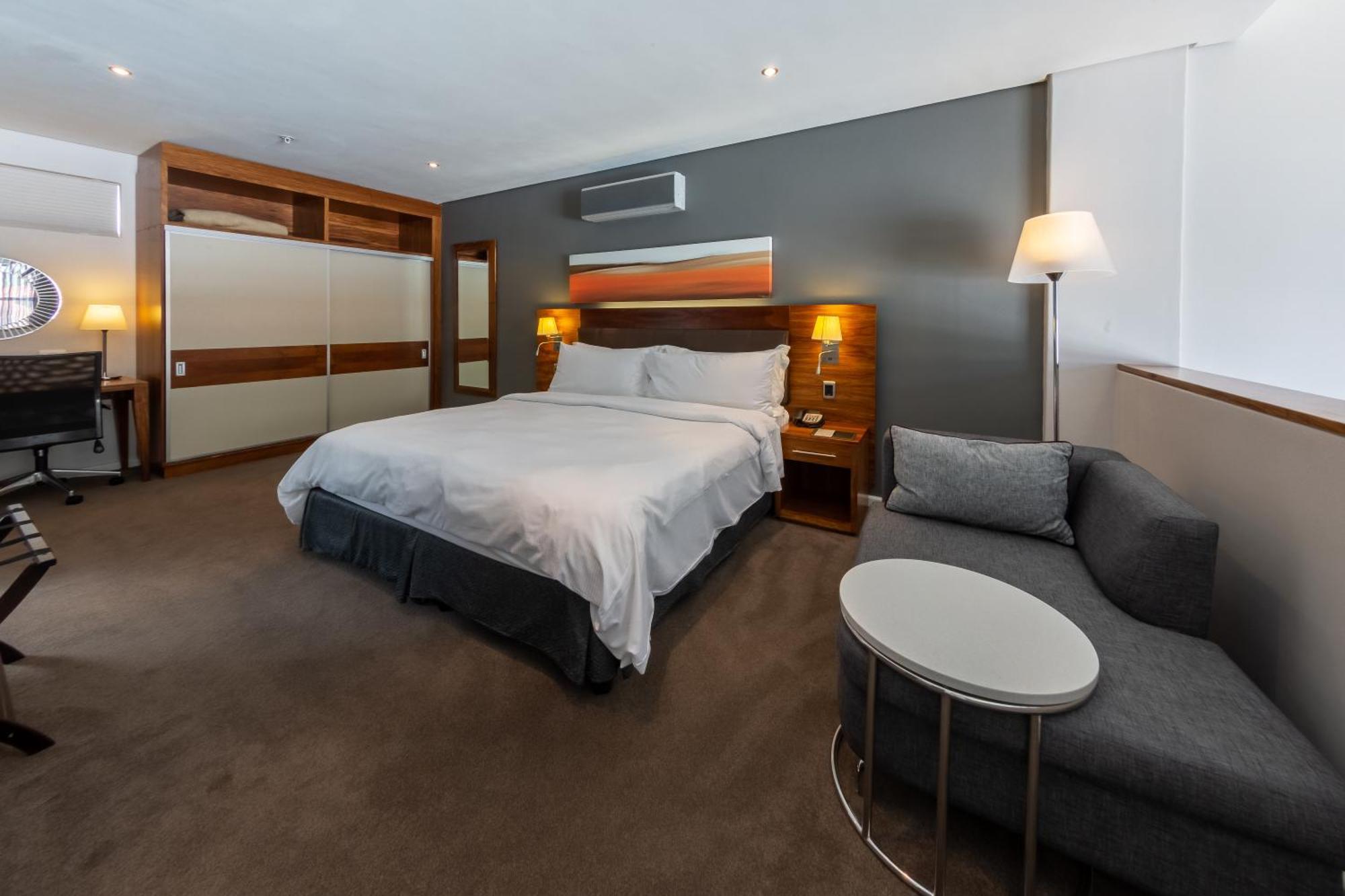 Doubletree By Hilton Cape Town Upper Eastside Hotell Eksteriør bilde