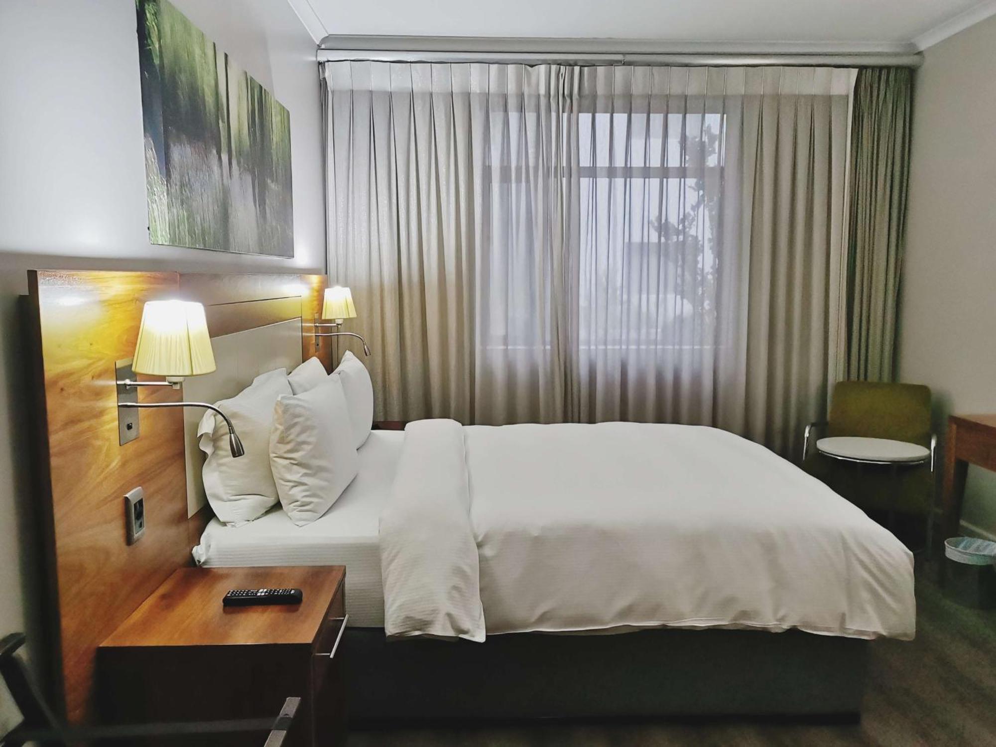 Doubletree By Hilton Cape Town Upper Eastside Hotell Eksteriør bilde
